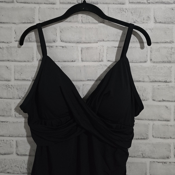 NEW Jantzen One Piece Swimsuit Black size 16 - Picture 3 of 7